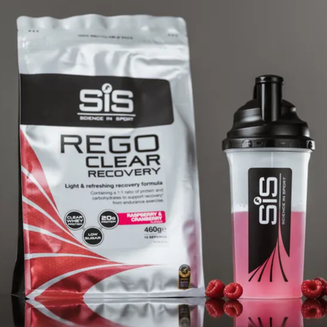 [imagen 2] Suplemento SiS REGO Clear polvo sabor Frambuesa Arandano – Bebida refrescante tipo jugo post entreno.